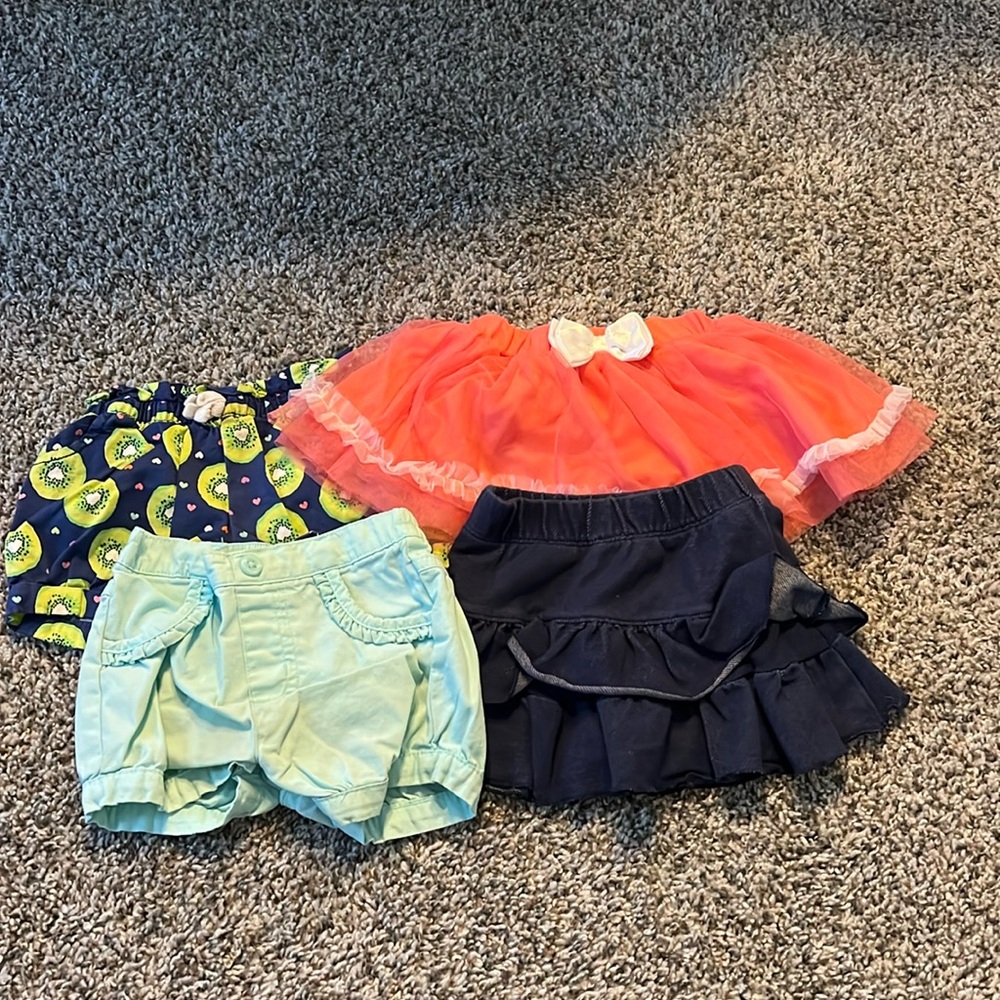 Girls 12mo bottoms lot